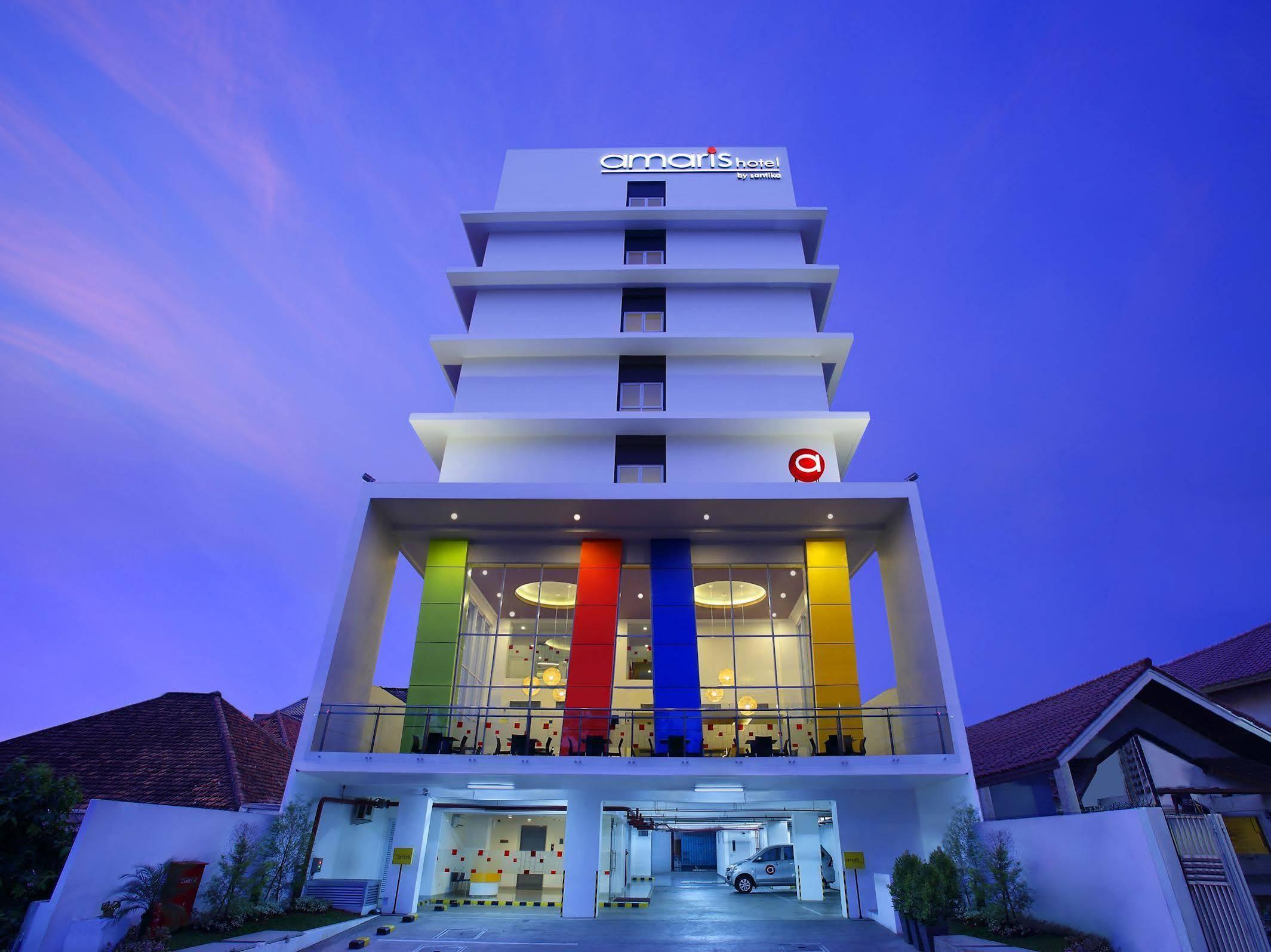 Amaris Hotel Dr. Susilo Grogol Jakarta Exteriör bild