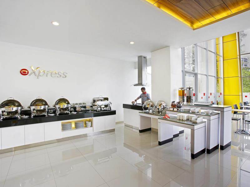 Amaris Hotel Dr. Susilo Grogol Jakarta Exteriör bild